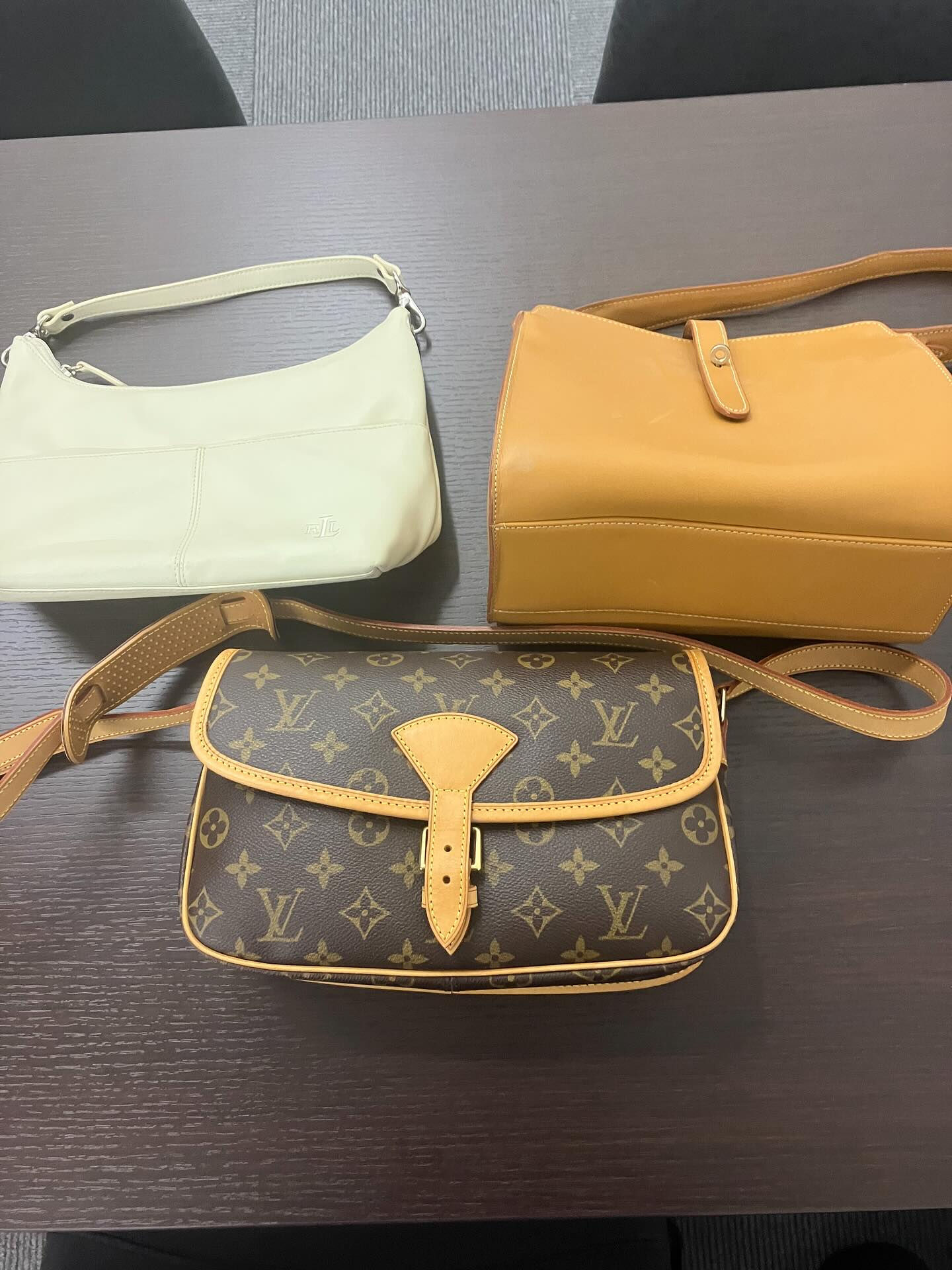 千葉市で金、プラチナ、ジュエリー、ブランド品をご売却のお考え